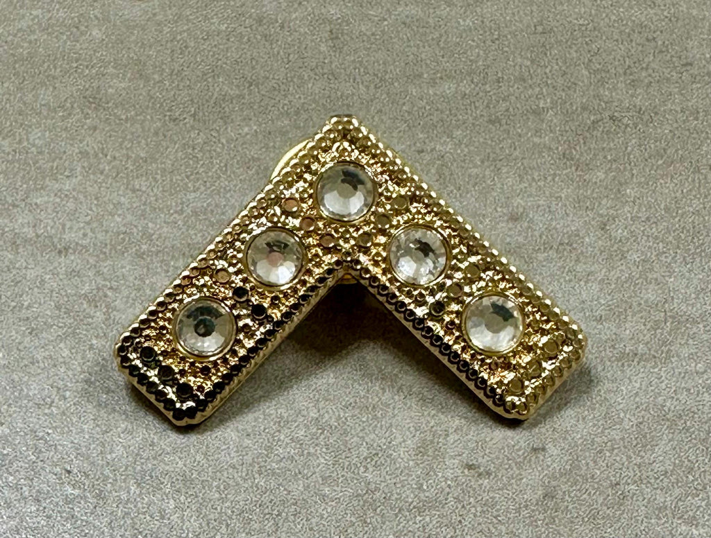 1.25” Wide Worshipful Master Square w/ Rhinestones Lapel Pin